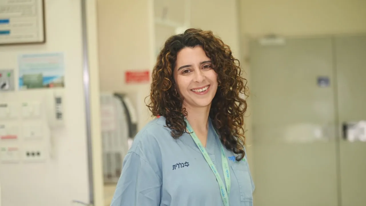 עופרה אזולאי